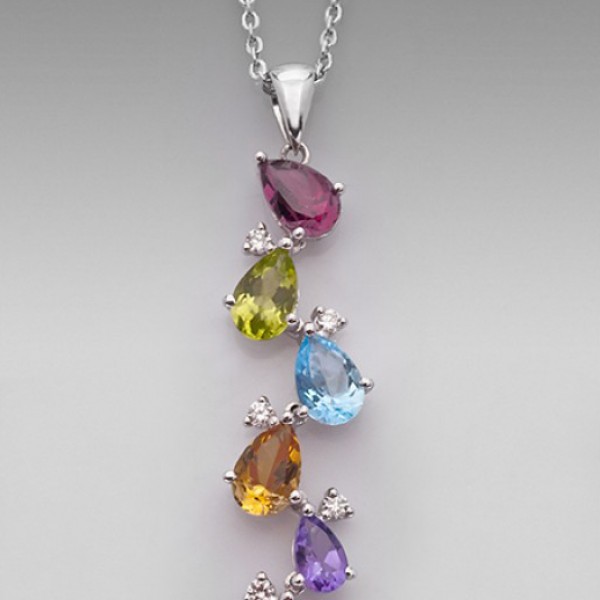 Necklace with top gemstone pendant