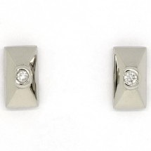 Loading image - Rectangular 9ct White Gold Diamond Stud Earrings